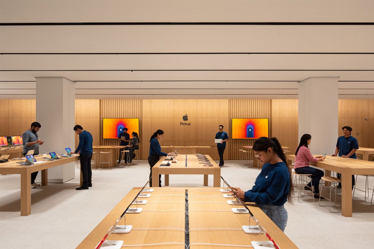 apple-smart-home-launch-inside-the-do-not-open-box-6abeb8ca09d05