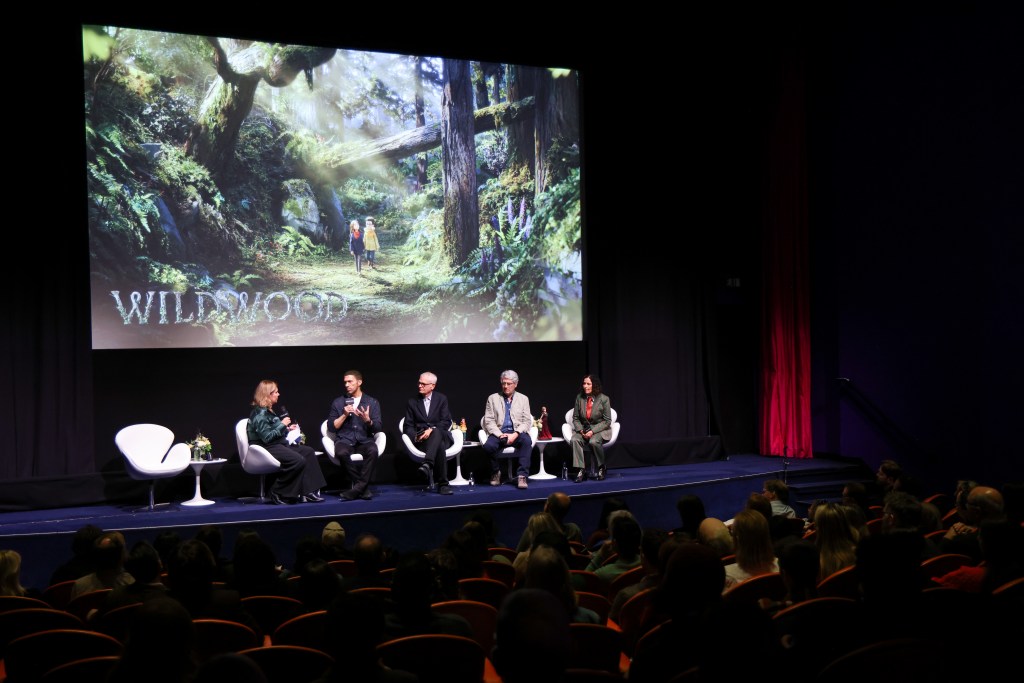 Melanie Goodfellow, Travis Knight, Caleb Deschanel, Dario Marianelli and Deb Cook on the panel for ‘Wildwood’